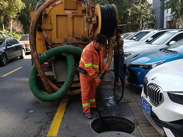 江汉排污管道清淤